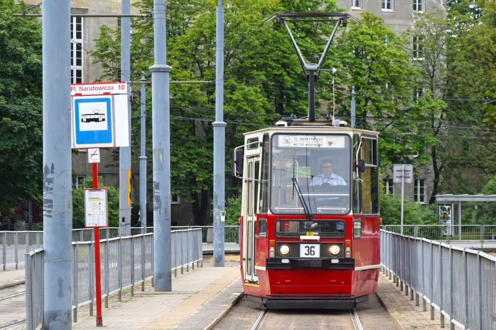 Stopiątki jeżdżą po Warszawie już od 50 lat. W weekend świętują urodziny foto: UM Warszawa
