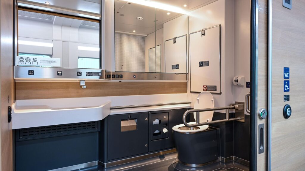 Nowy pociąg dużych prędkości ICE L dla Deutsche Bahn. Od Talgo foto: DB
