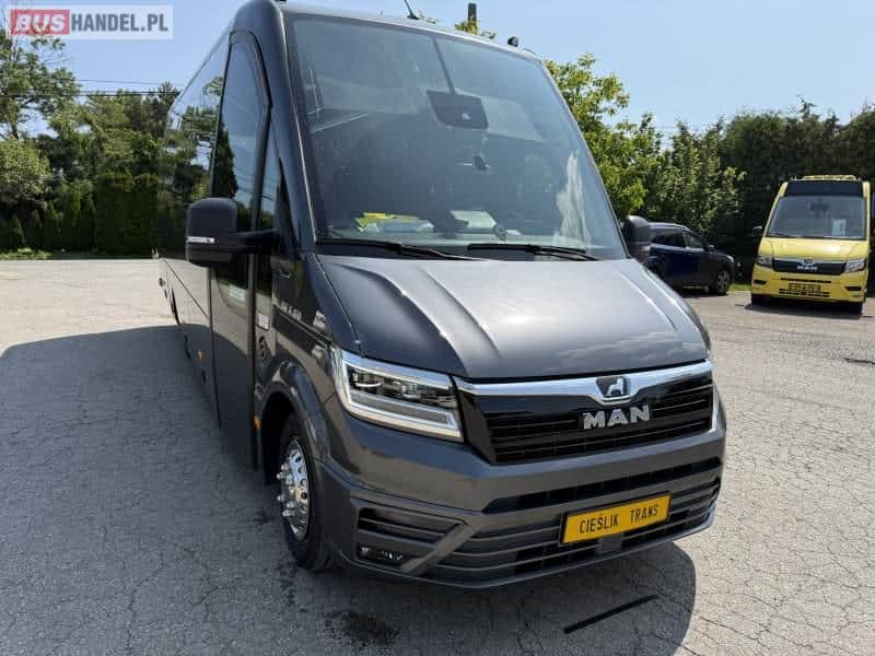 Infobus - PKS Leśna wybrał dostawcę minibusów do obsługi powiatu lubańskiego