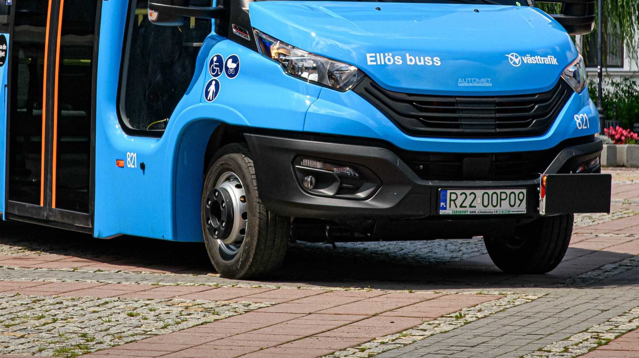 Infobus - Automet wygrywa przetarg PKS Nova z MINI elektrobusem SmileX Electric