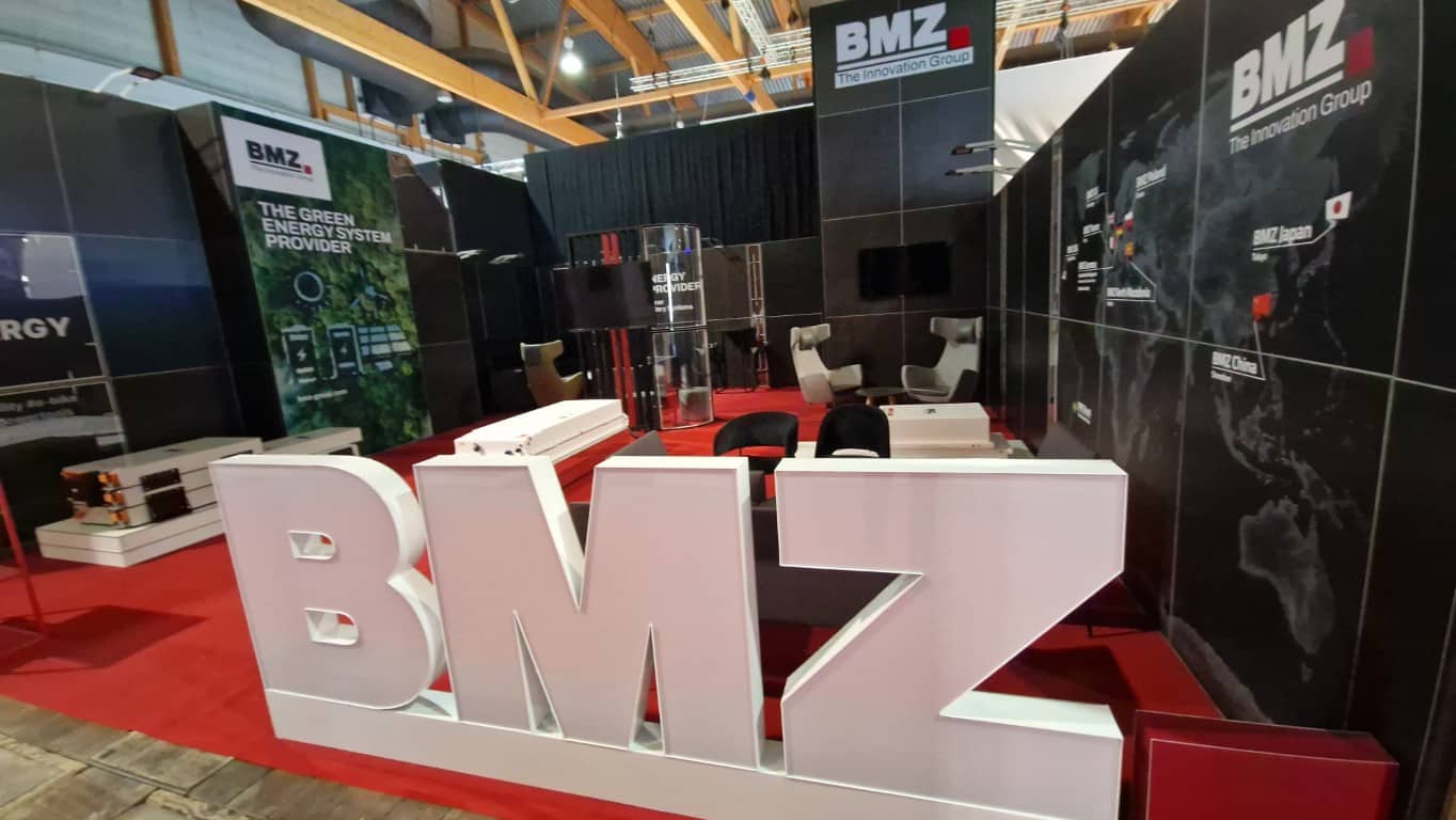 Infobus - Busworld 2025: Baterie od BMZ Poland na stoisku Daimlera. Ruszyła produkcja pod eCitaro