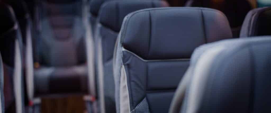 Busworld 2025: CMS Auto stawia na diesla i minibusy od Mercedesa. I rozwija eksport