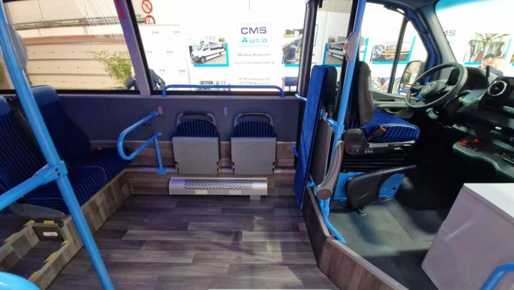 Busworld 2025: CMS Auto stawia na diesla i minibusy od Mercedesa. I rozwija eksport