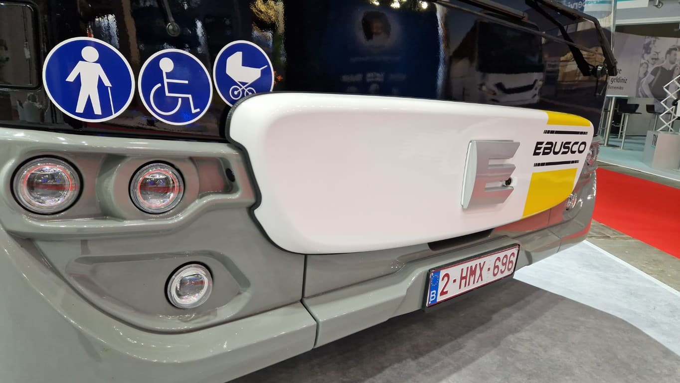 Infobus - Busworld 2025: Ebusco z przegubowym modelem 3.0. W tle wyniki za III kwartał