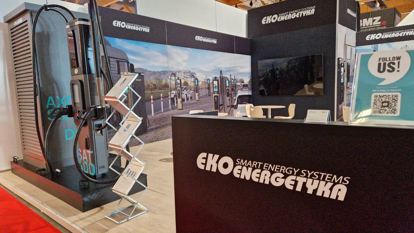 Infobus - Busworld 2025: Ekoenergetyka wiceliderem rynku ładowania elektrobusów w Beneluksie