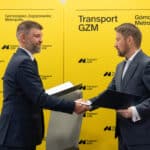 Rafał Zajas z Solarisa i Michał Wadowski z GZM Transport