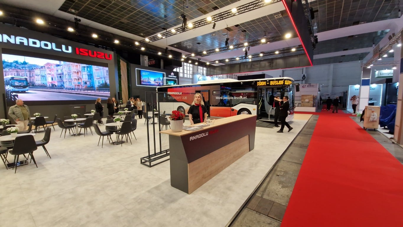 Infobus - Busworld 2025: Isuzu z premierami autobusów Grand Toro XL i Citiport 12 klasy II