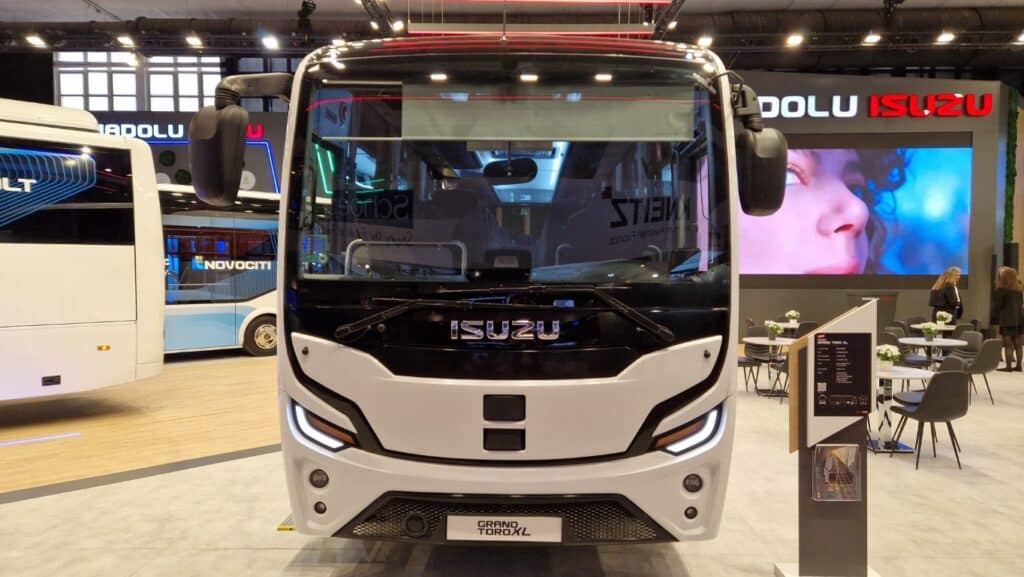 Busworld 2025: Isuzu z premierami autobusów Grand Toro XL i Citiport 12 klasy II