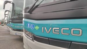 Gazowe autobusy już w Rzeszowie. ZG PKS odebrał 23 pojazdy za 39 mln PLN