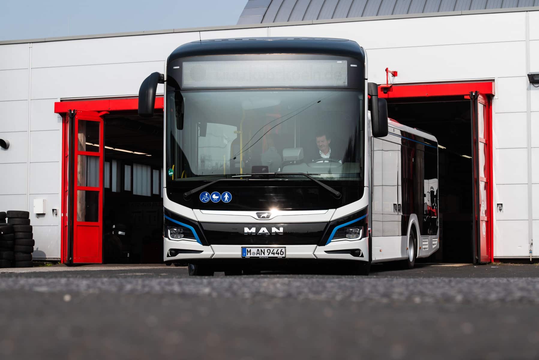 Infobus - MAN wraca z autobusami do floty MZK Opole. I to w MEGA elektrycznym stylu