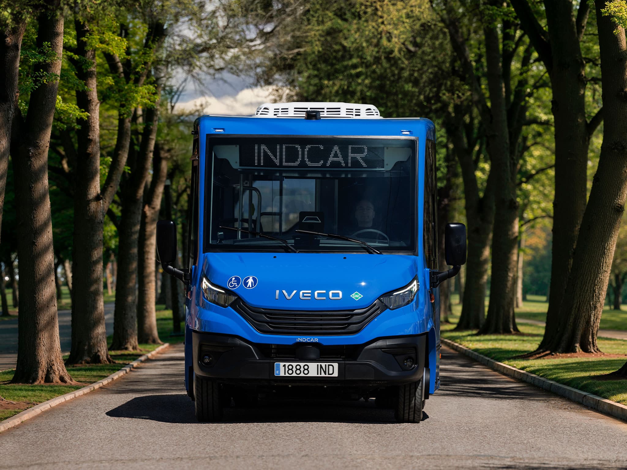 Infobus - Gazowe minibusy mają się całkiem dobrze. Włoski Consip zamawia 80 MINI CNG od Iveco