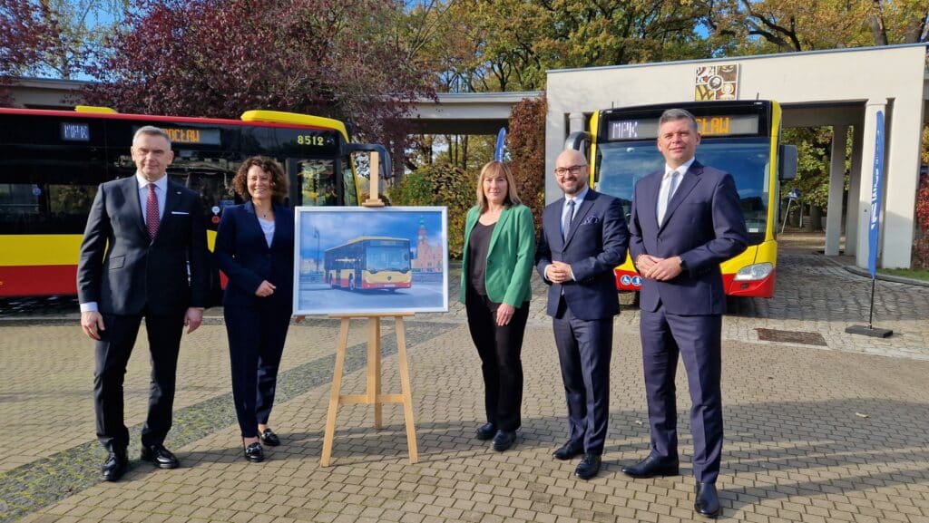 Druga setka autobusów diesla dla MPK Wrocław. Umowa z Daimler Buses i Pekao Leasing