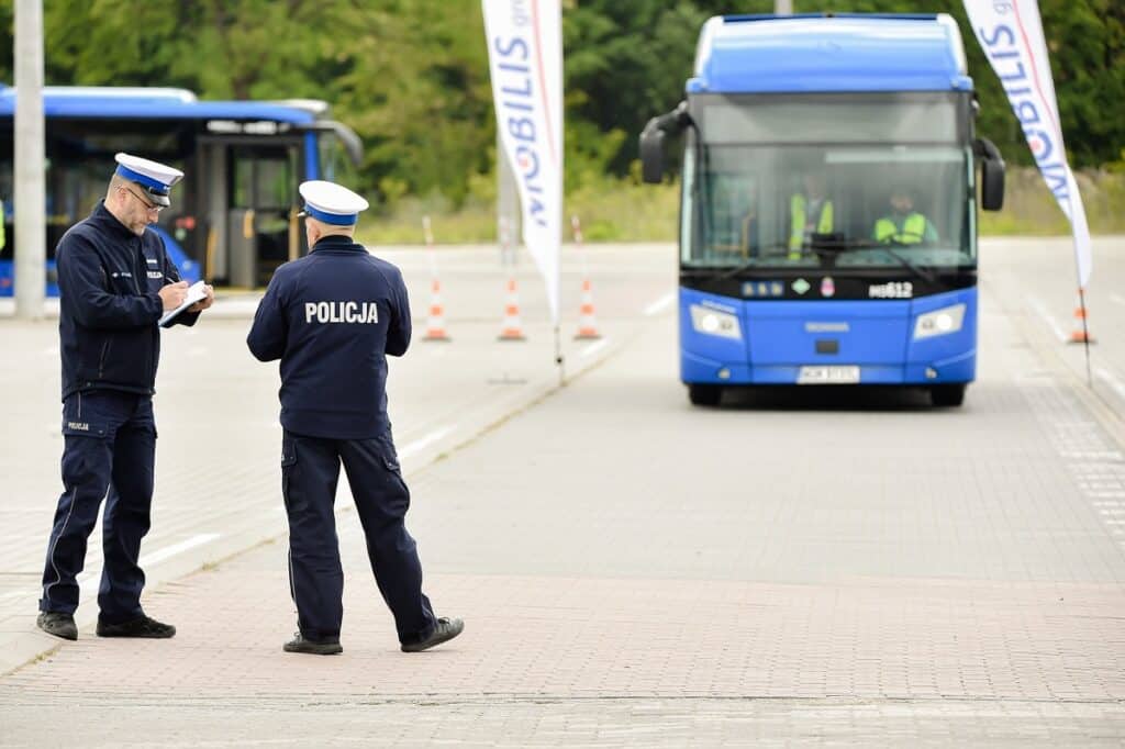 Policjanci na 11. Mistrzostwach Kierowców Autobusów Miejskich Mobilis / fot. KMP Kraków