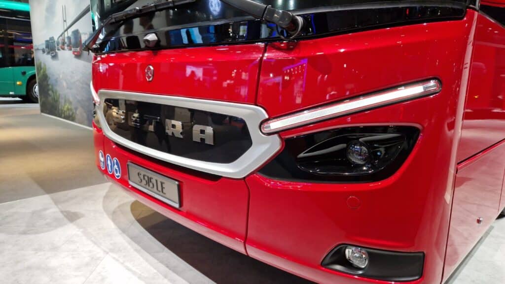 Busworld 2025: Setra z pełnym portfolio i „Coach of the Year 2026”. Plus nowe systemy