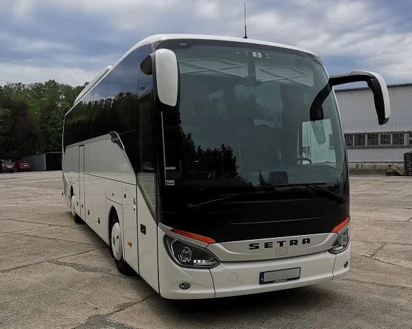 Przedsiębiorstwo Komunikacji Samochodowej w Leśnej głosiło przetarg na dostawę trzech niskoemisyjnych minibusów