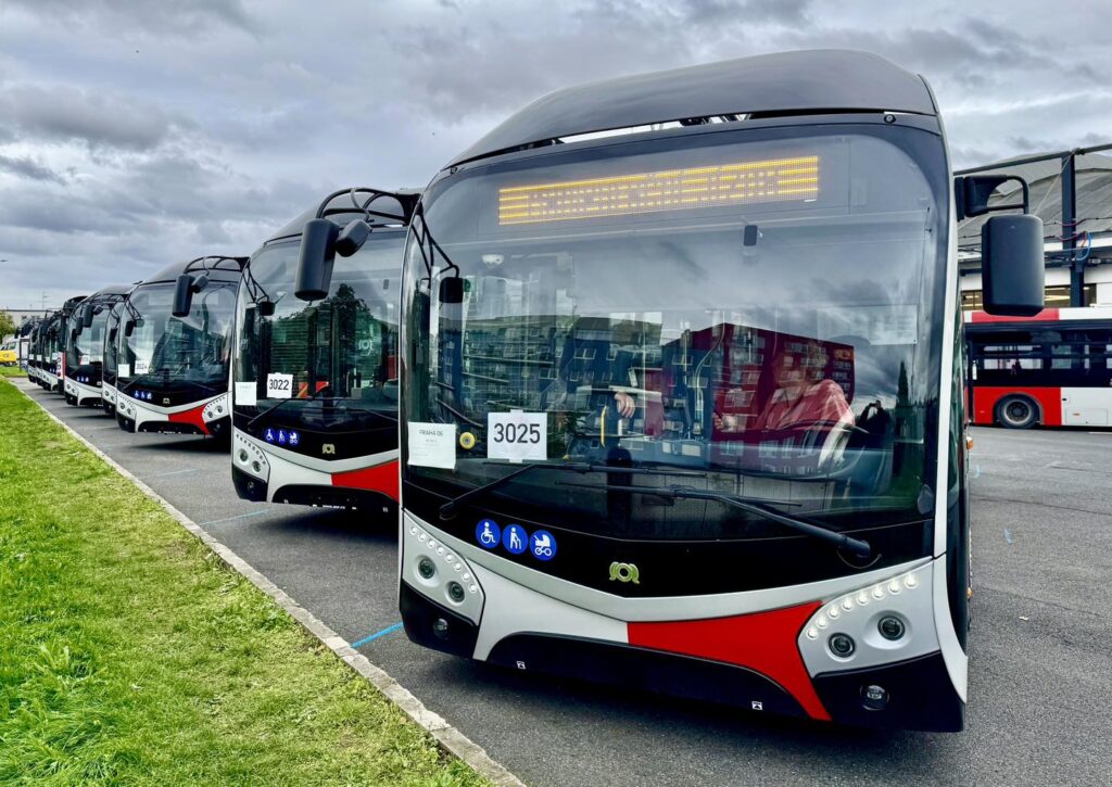 Praga wprowadza nowe elektrobusy SOR ENS 12 / fot. DPP - Ondřej Kubát