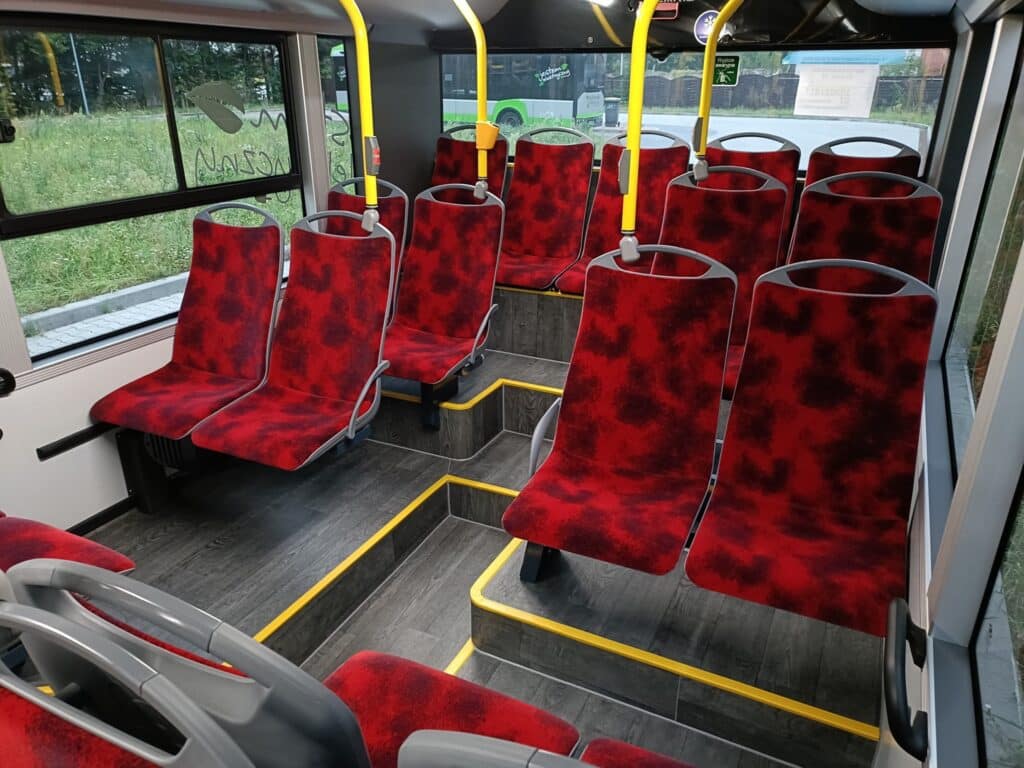 Solaris Urbino 12 w barwach Grodziskich Przewozów Autobusowych / fot. GPA
