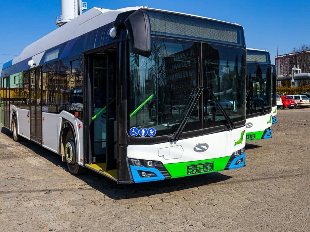 Szczecin wraca do przetargu na sześć autobusów mild hybrid dla SPAK. Z opcją
