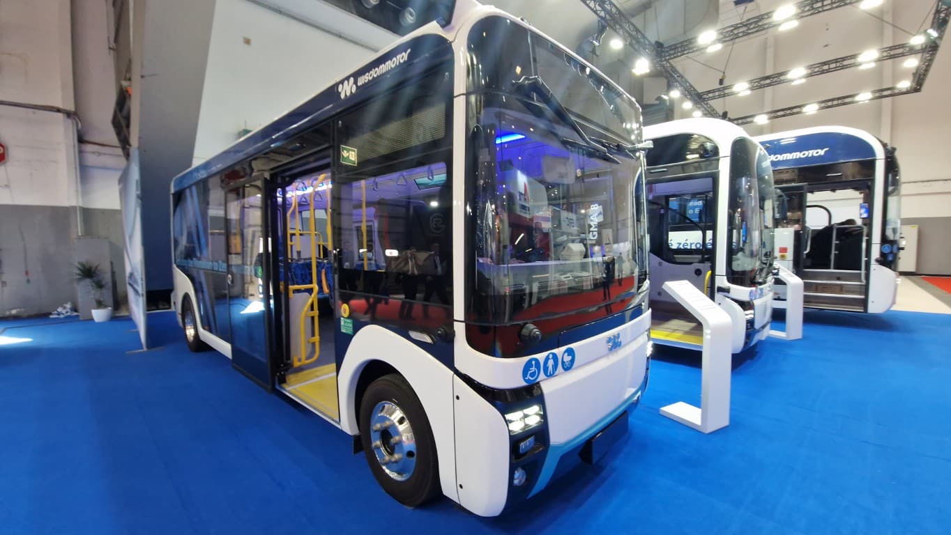 Infobus - Busworld 2025: Chiński autobus wodorowy od Wisdom Motors. Plus sojusz z HY‑X