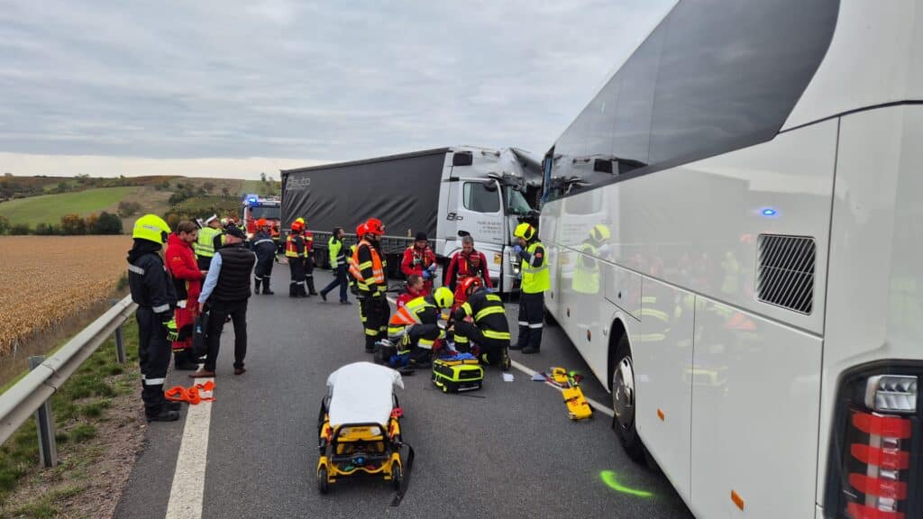 Wypadek z udziałem polskiego autokaru w Austrii. Jedna osoba nie żyje