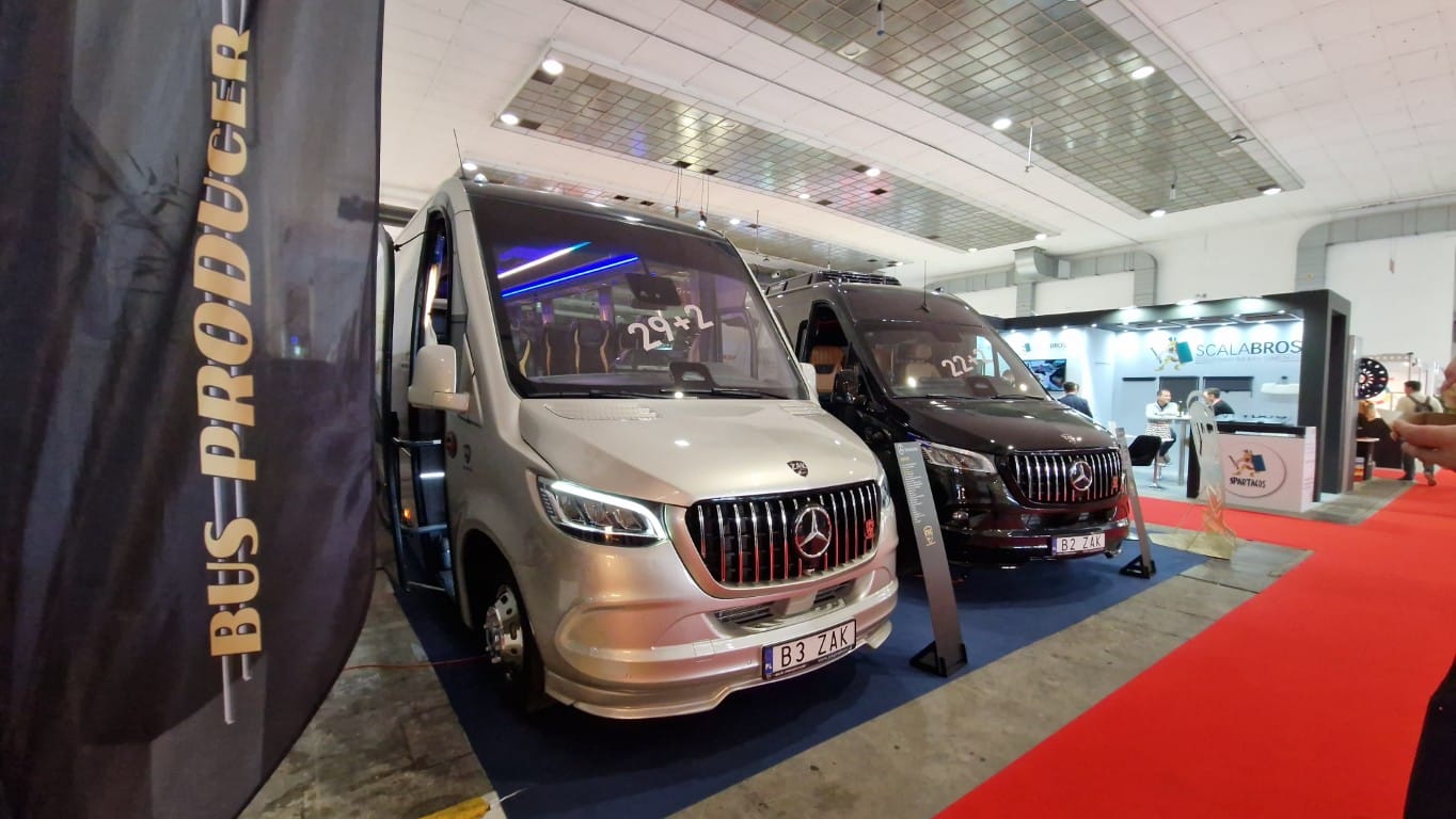 Infobus - Busworld 2025: Żak Producer prezentuje nowe minibusy. Dla turystyki, miast i szkół