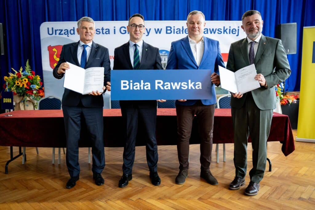 Nowa stacja kolejowa na CMK w Białej Rawskiej. PKP PLK podpisały umowę na budowę foto: PKP PLK