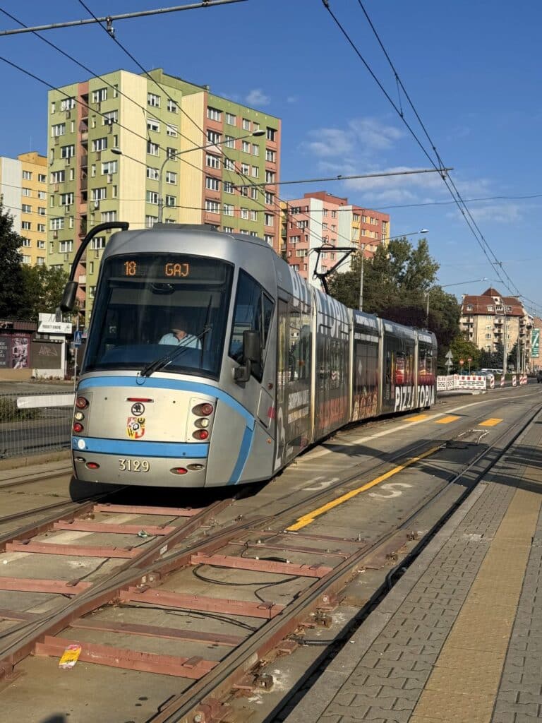 Kolejny etap przebudowy torowiska na ul. Bardzkiej/foto: WI