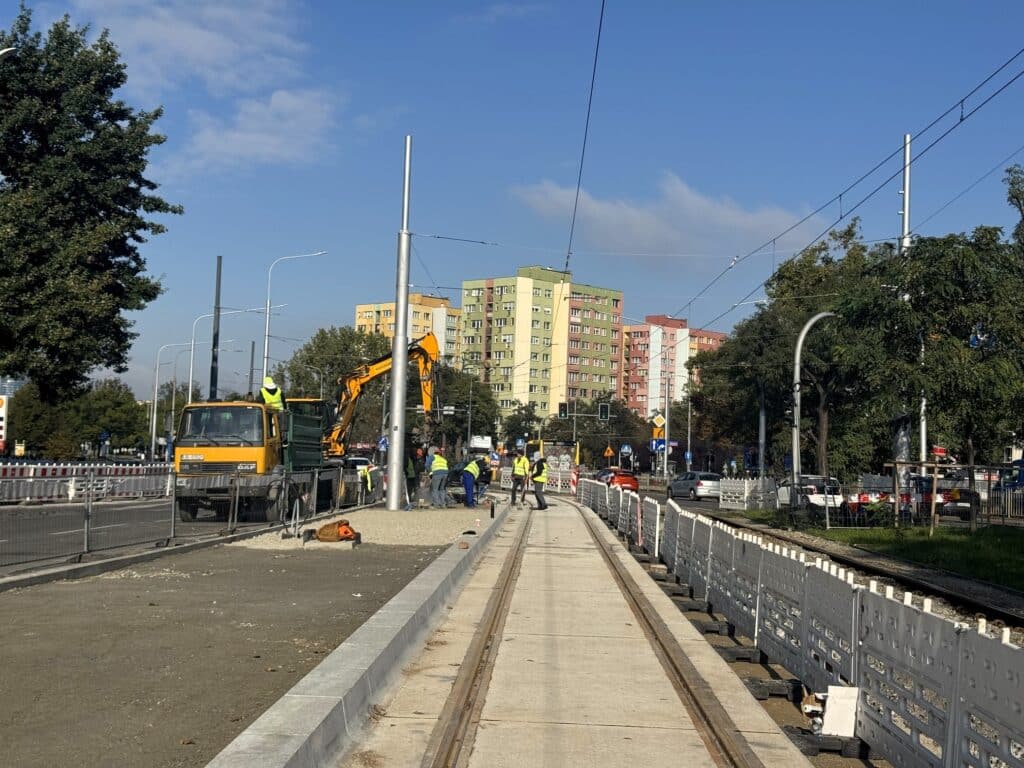 Kolejny etap przebudowy torowiska na ul. Bardzkiej