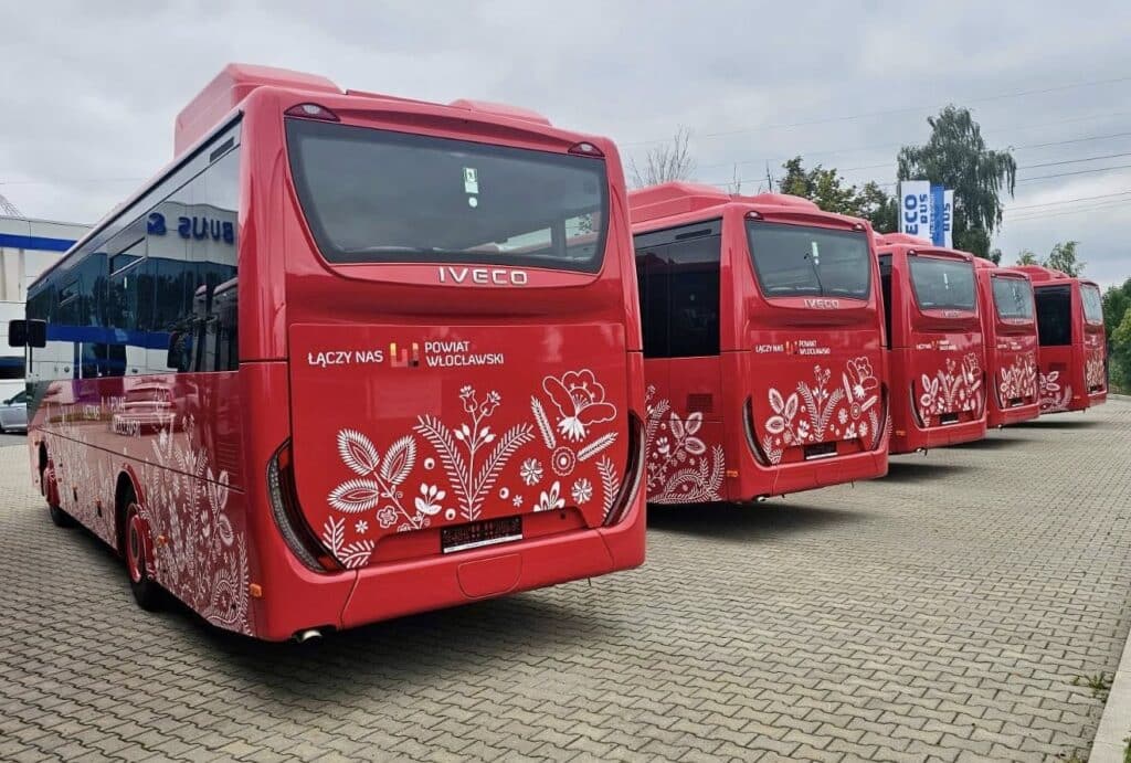 Infobus - KPTS Włocławek wybrał wykonawcę aż 24 ładowarek do elektrobusów Iveco. Za 3,17 mln zł