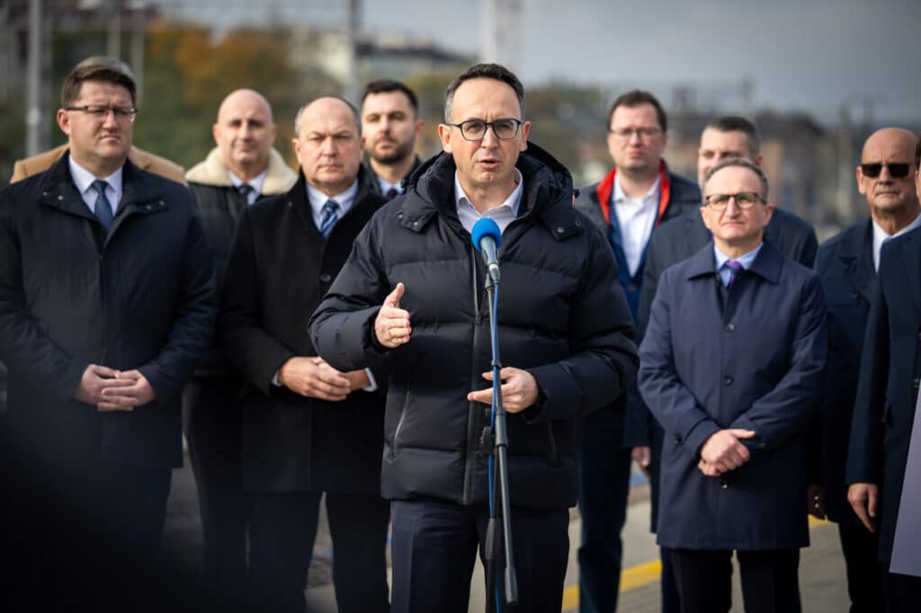 Dariusz Klimczak: Zainwestowaliśmy ponad 80 miliardów złotych w kolej foto: MI