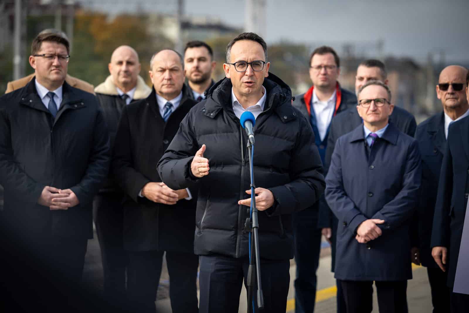 Inforail - Dariusz Klimczak: Zainwestowaliśmy ponad 80 miliardów złotych w kolej