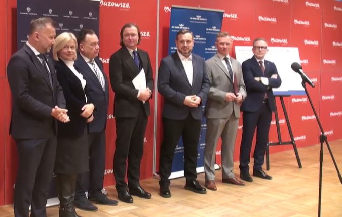Linia kolejowa od lotniska w Modlinie