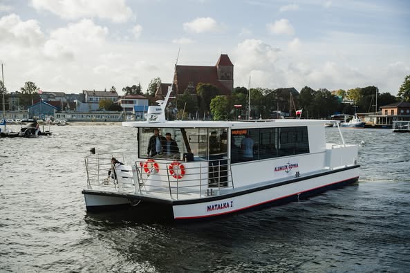 PKS Gdynia będzie obsługiwać … tramwaj wodny. Popłynie z Pucka do Chałup foto: Powiat Pucki