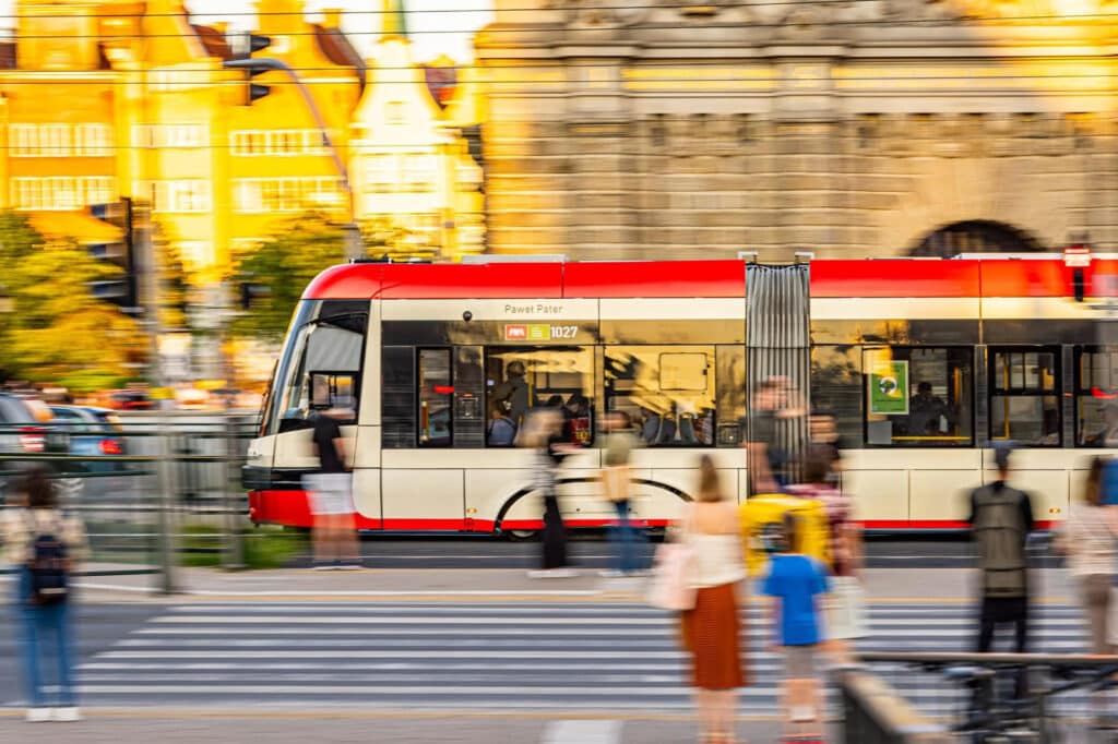 Pomorskie: OMGGS ma model ruchu dla lepszego transportu publicznego. Od PTV