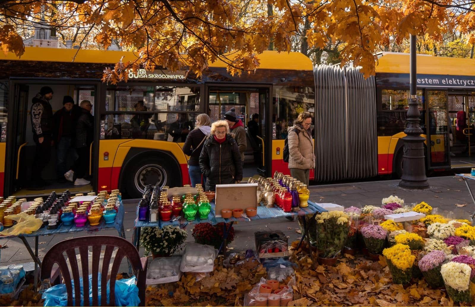 Infotrans - Warszawski Transport Publiczny na Wszystkich Świętych 2025: 26 linii cmentarnych