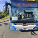 14-latek na hulajnodze wjechał prosto pod autobus. Śmigłowiec LPR w akcji!