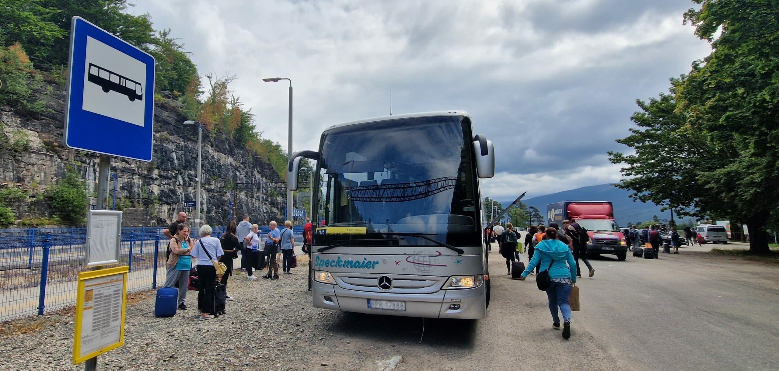 Infobus - PKP Intercity chce wydać ponad 64 mln zł na autobusowa komunikację zastępczą