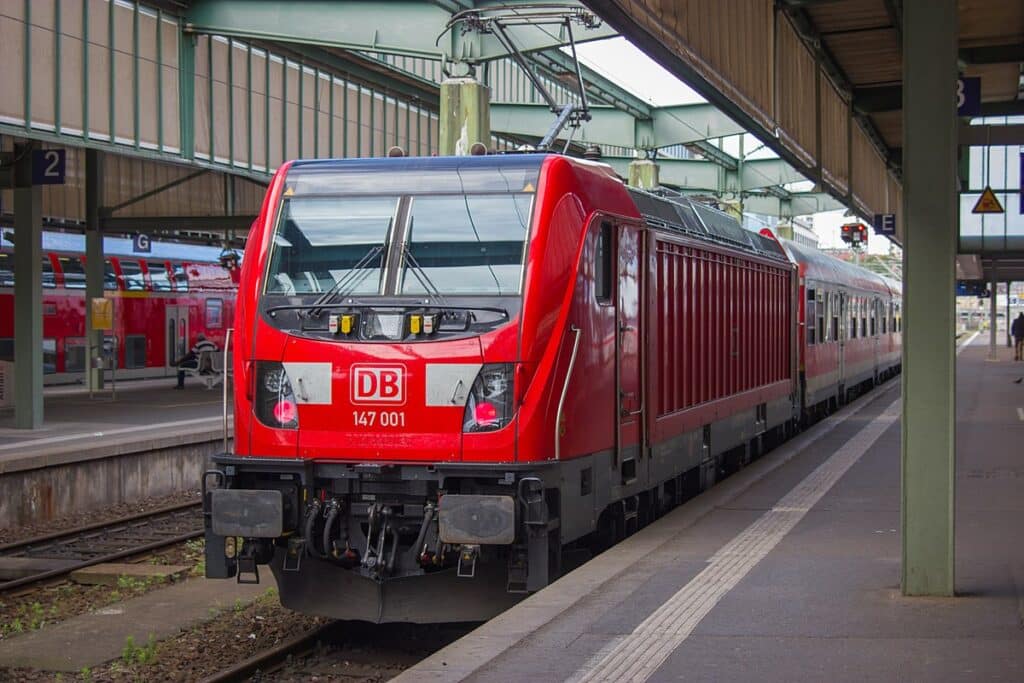 Pociąg DB Regio/źródło: Wikipedia
