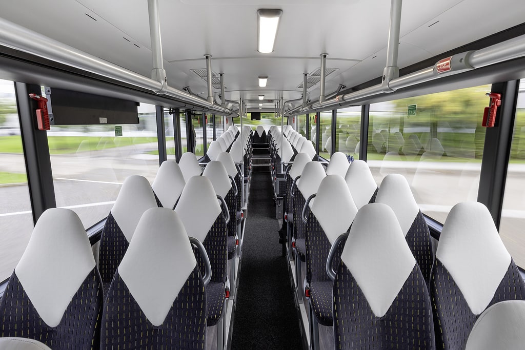 Mercedes‑Benz eIntouro z premierą na Busworld Europe 2025