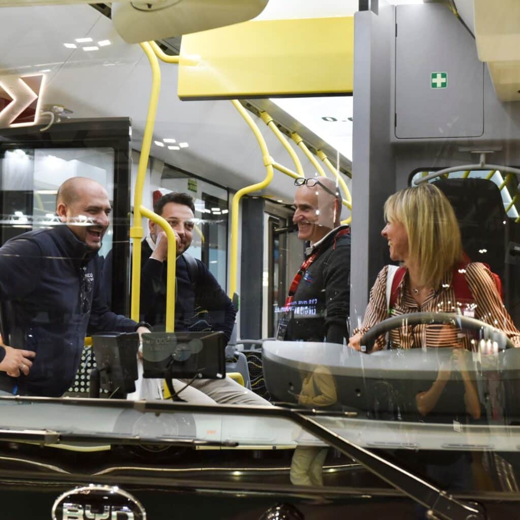 Autobusowe targi Next Mobility Exhibition (NME) powracają do Fiera Milano w dniach 13–16 maja 2026 r.
