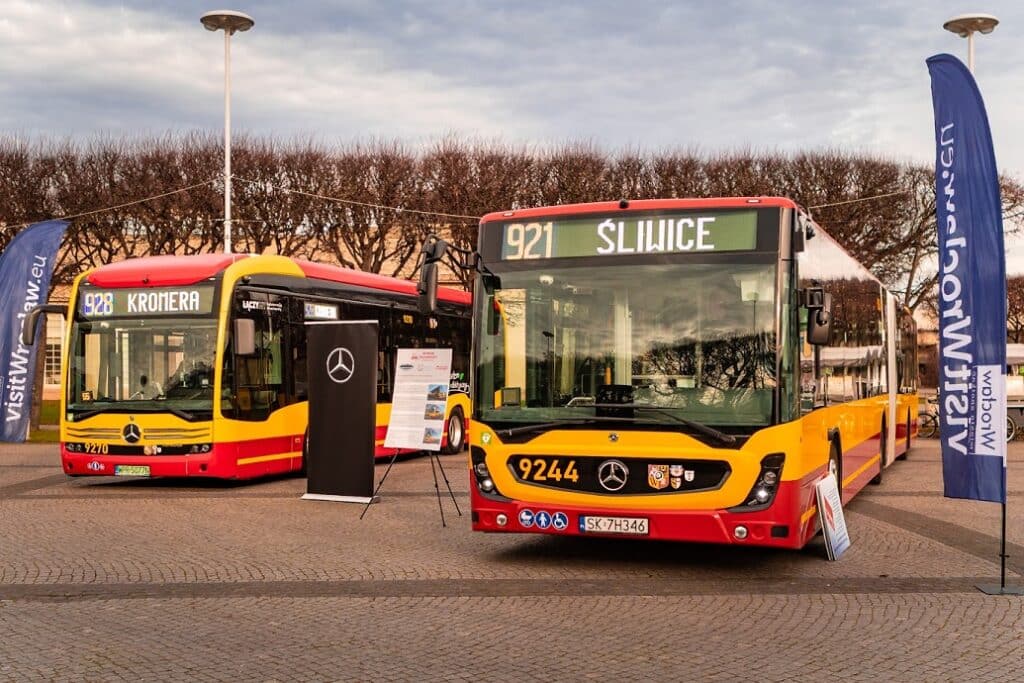 Nowe autobusy Mercedes od Nowak Transport połączą Aglomerację Wrocławską – drugi etap