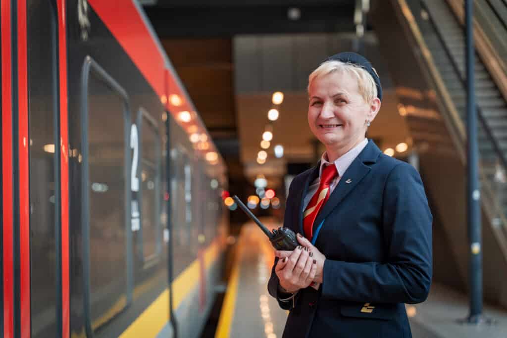Kolejarze z ŁKA opowiadają o swojej pracy. W Dzień Kolejarza foto: ŁKA