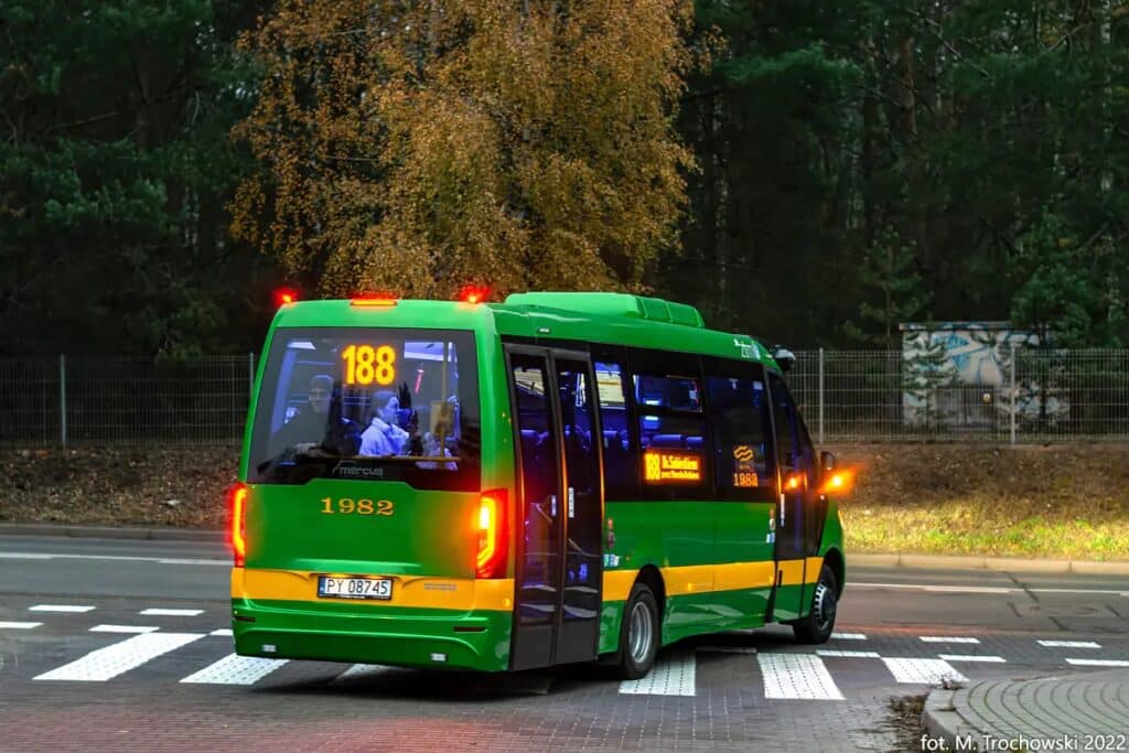 Ecovia kontra Mercus PSQ. MPK Poznań otworzyło oferty na minibusy konwencjonalne / fot. M. Trochowski - MPK Poznań