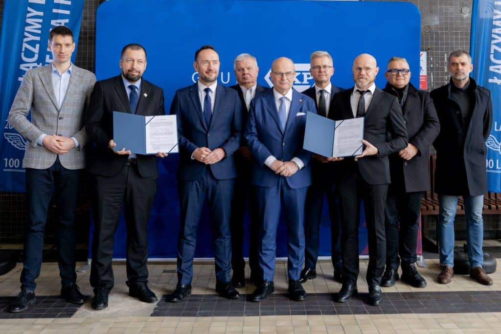 Dworzec w Grudziądzu zyska funkcję schronu. PKP S.A. i Budimex podpisały aneks do umowy foto: PKP SA