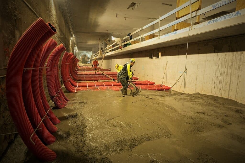 Postępy na budowie bemowskiego odcinka metra M2. Stacje nabierają finalnego kształtu foto: UM Warszawa