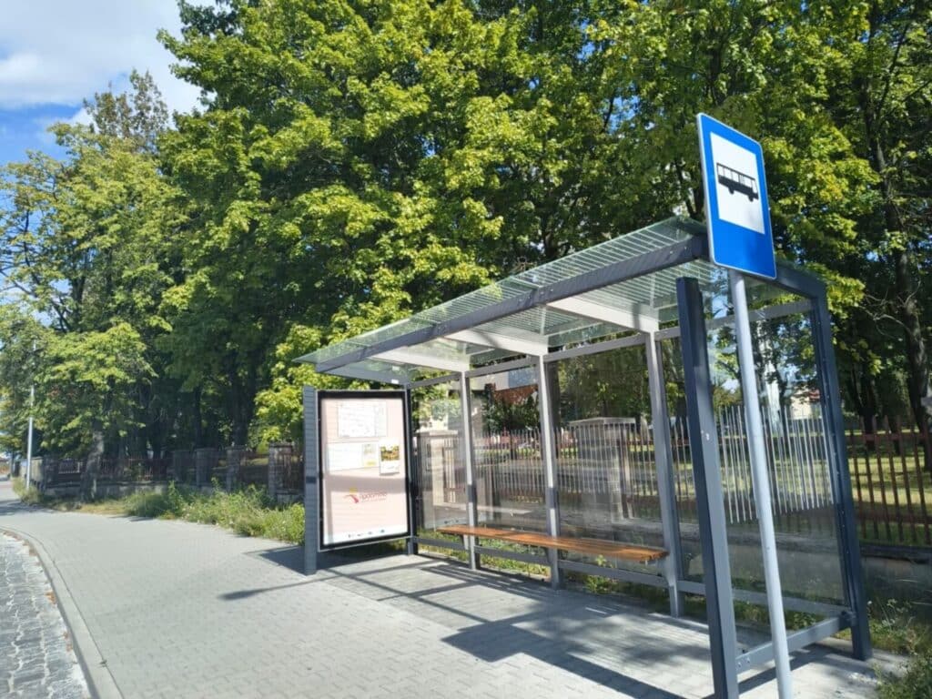 El-Przem z kontraktem w Radomsku – miasto wymieni cztery wiaty. Wiemy za ile