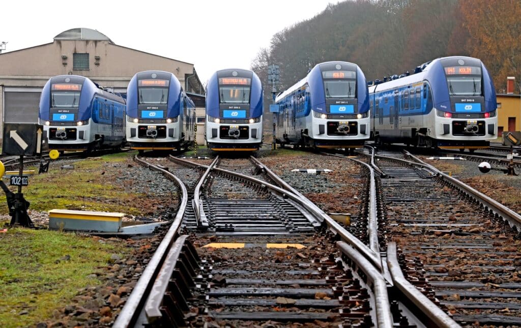 W Kralovohradeckim Kraju kursuje już 26 nowych pociągów PESA RegioFox foto: CD