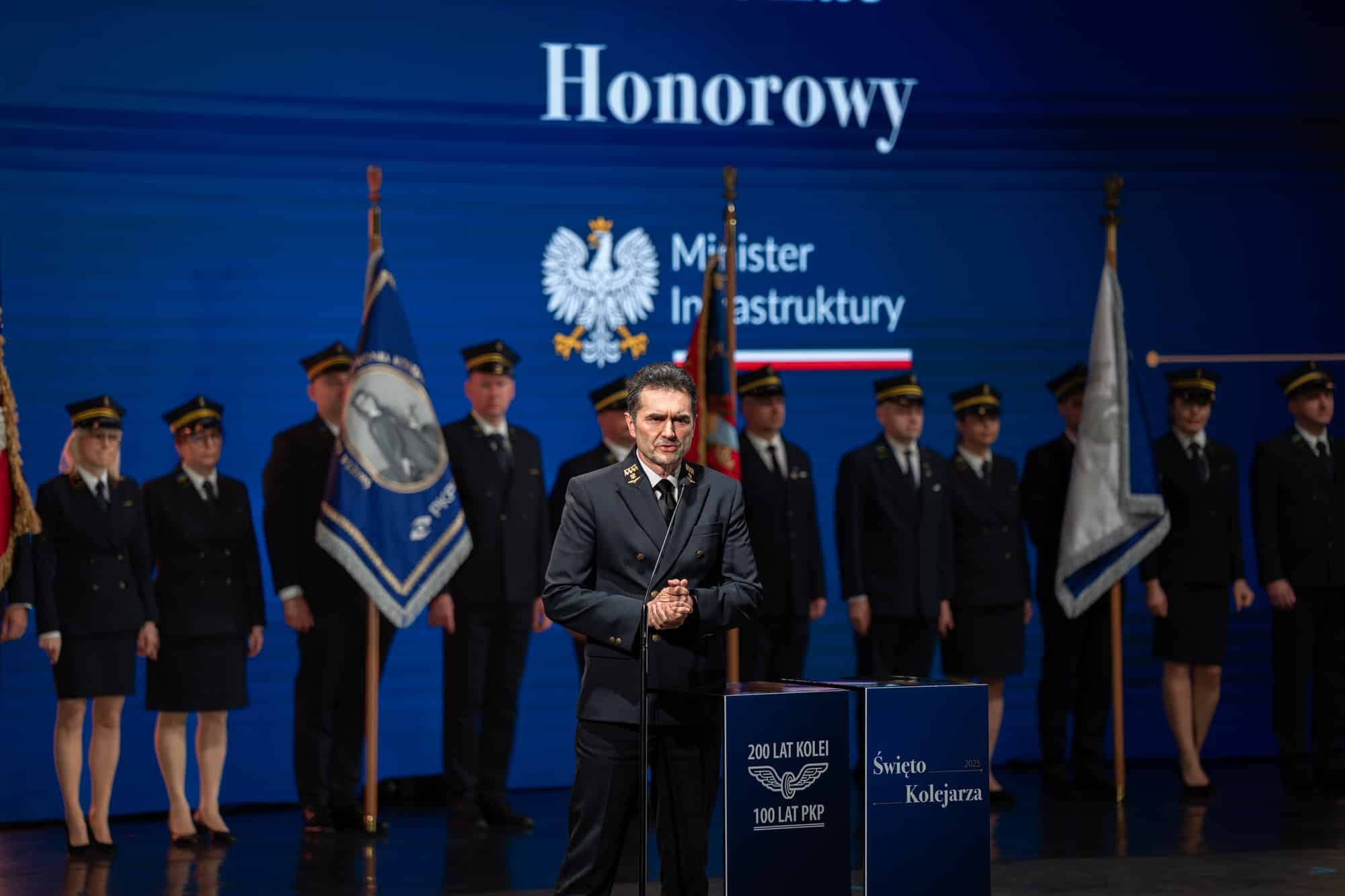 Inforail - Uhonorowano zasłużonych dla kolei