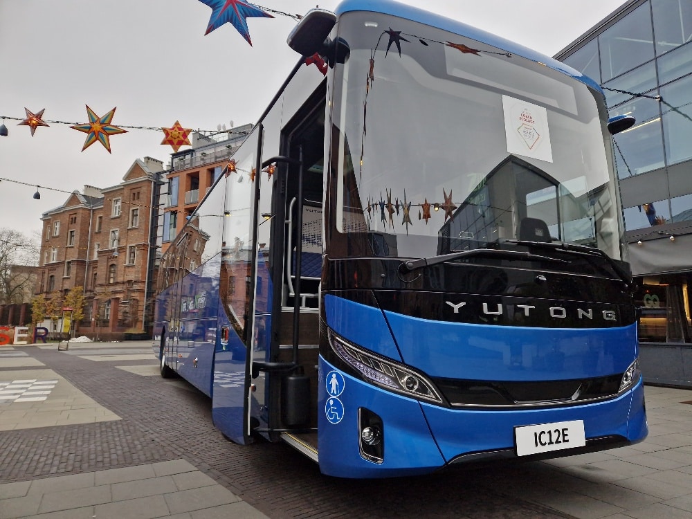 Autobus międzymiastowy Yutong IC12E