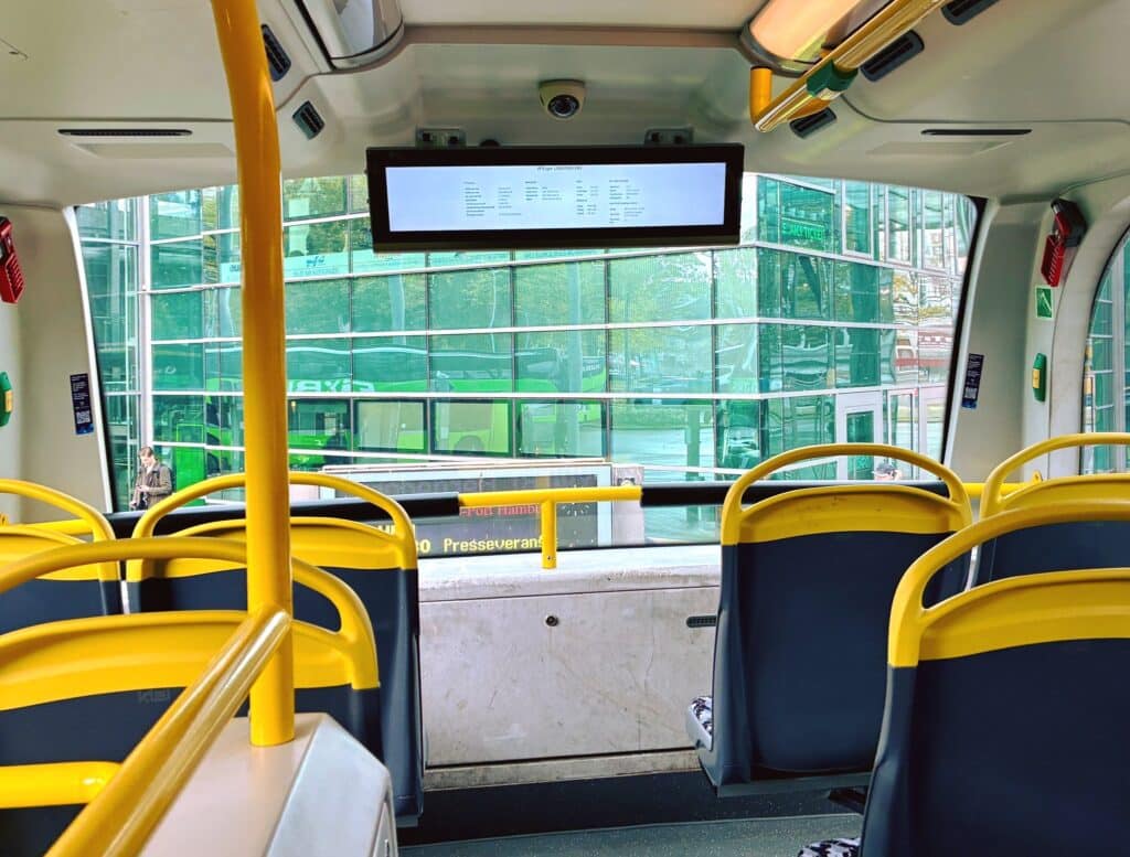 Test dwu-pokładowego autobusu w Hamburgu. / fot. hvv